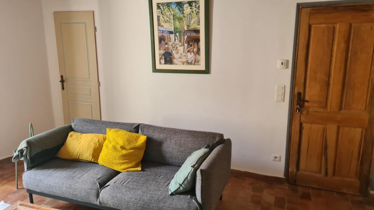 Apartamento Cocon Du Papillon A Lourmarin Exterior foto