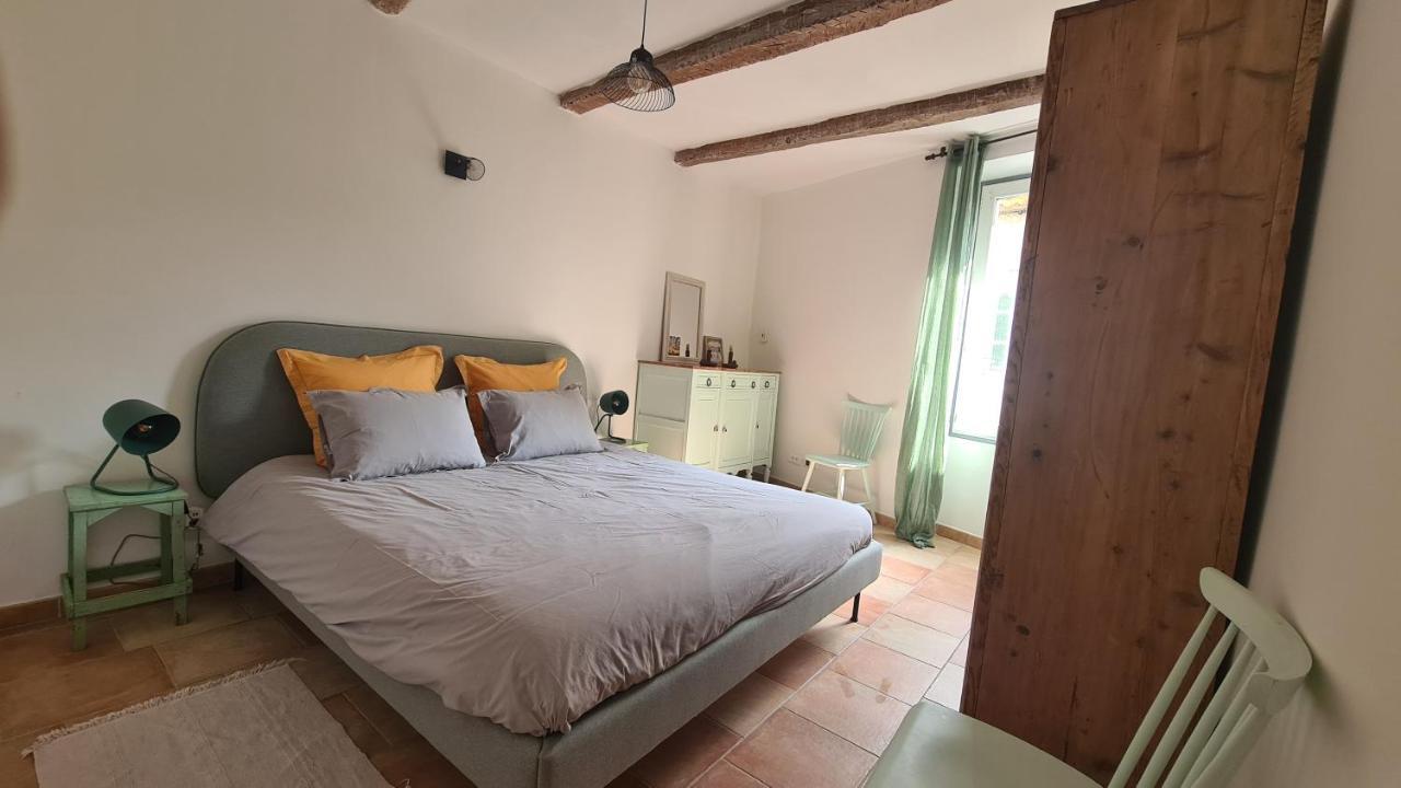 Apartamento Cocon Du Papillon A Lourmarin Exterior foto